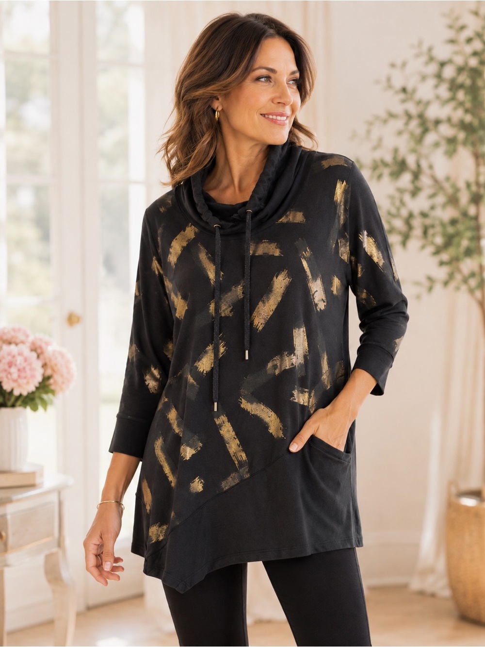 3👚/ 25$ Max -Dolcezza Cowl Neck Abstract Print Tunic Top Black Gold  | Large